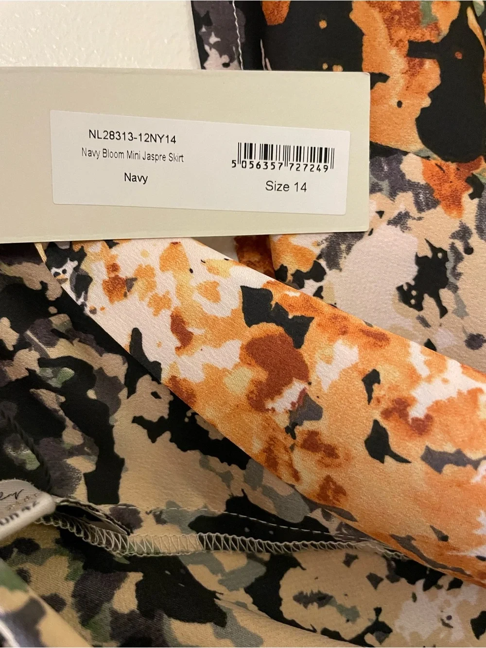 Floral Print Tie-Waist Jaspre Skirt in Navy Bloom